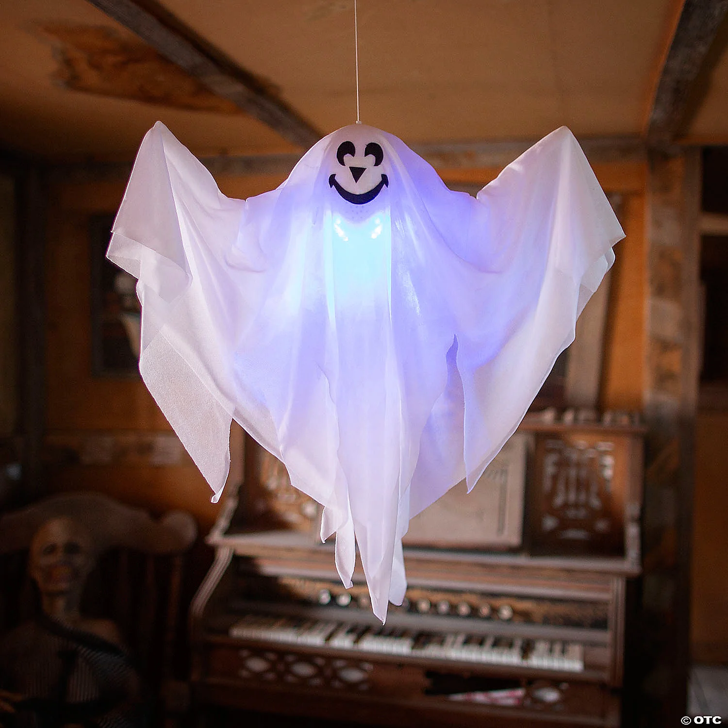 Hanging Light Up Smiling Ghost